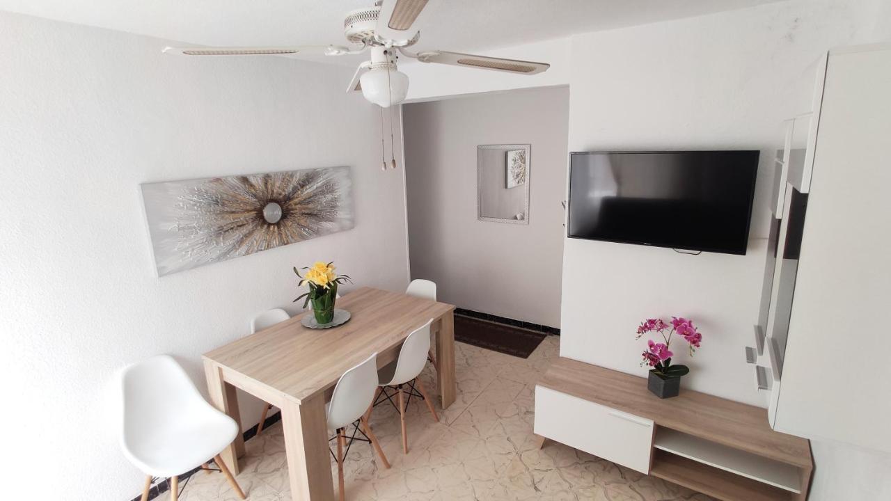 Sunny Apartment Near The Beach Santa Pola Kültér fotó